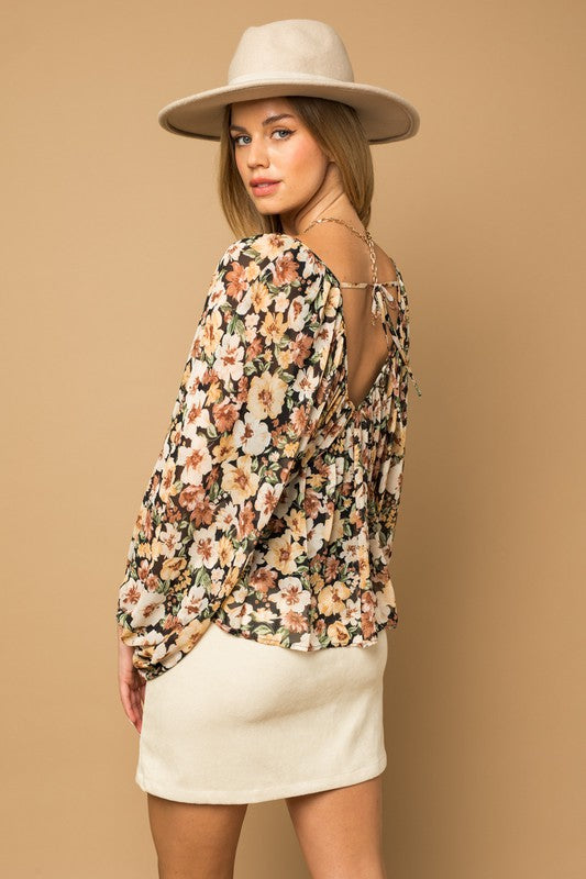 Jeanna L/S V-Neck Shirring Floral Print Top