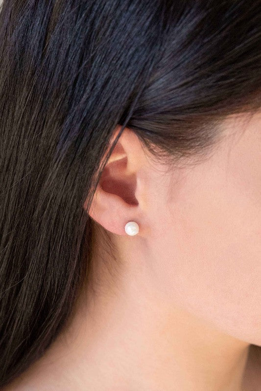 Flawless Pearl Stud Earrings Small
